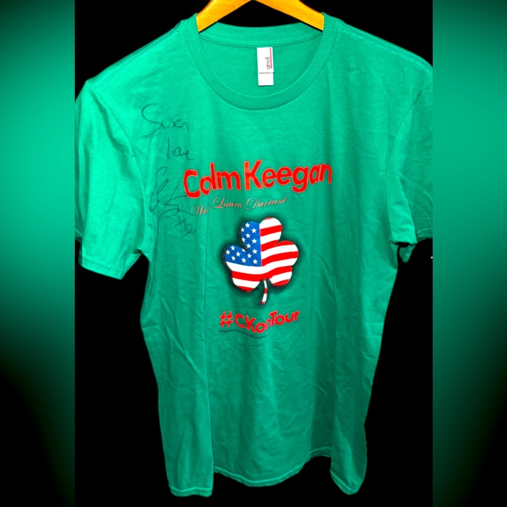 Autographed Colm Keegan of Celtic Thunder Concert Merchandise T Shirt Size M HTF